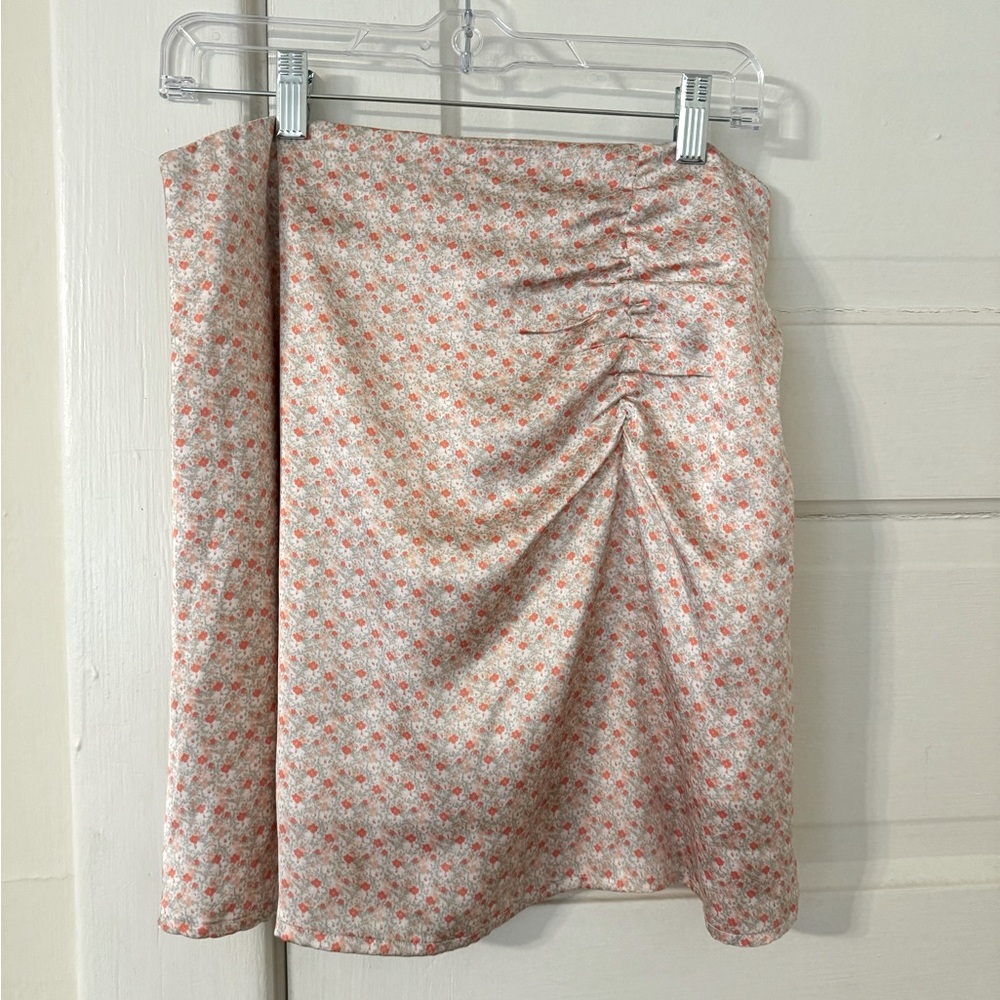 Floral mini skirt